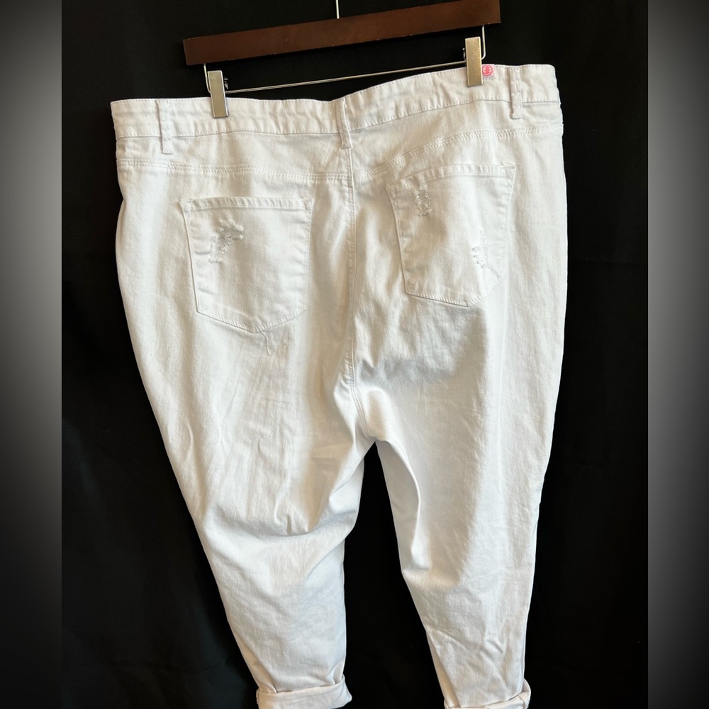 Elite Jeans White Distressed Straight-Leg – Size 23/24 🤍👖 - Picture 2 of 12